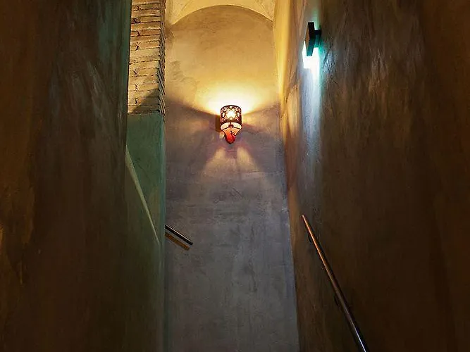 Casa De' Coronari Konukevi Roma